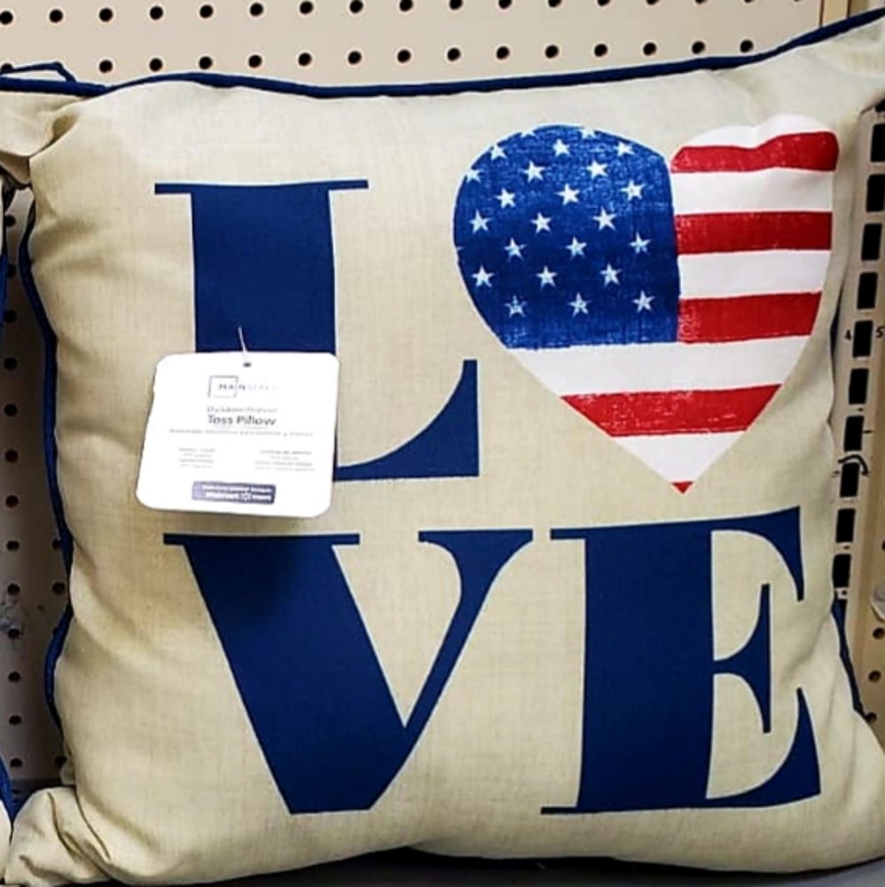 Outdoor  American Love Square Toss Pillows, 1